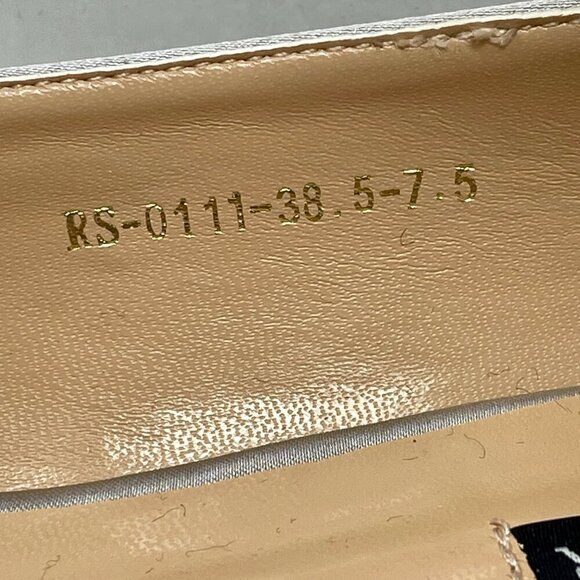 NWT ERIJUNOR Kitten Heel Satin Party/Dance Pumps Silver Rhinestone Brooch 7.5 - Picture 7 of 15